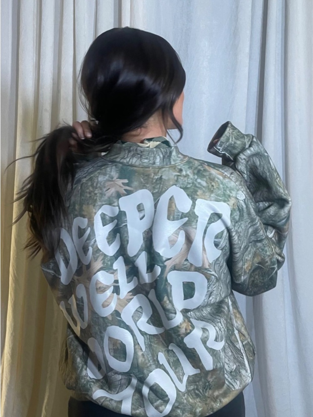 Kacey Musgraves Deeper Well Tour Camouflage Fleece Crewneck Sweatshirt XL